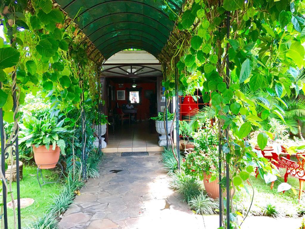 La Posada Del Arcangel Managua Exterior foto